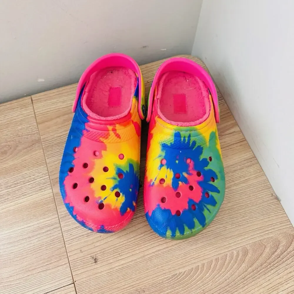 Crocs Pink Tie Dye Slip On Fur Lined Clogs Women’s Size 7